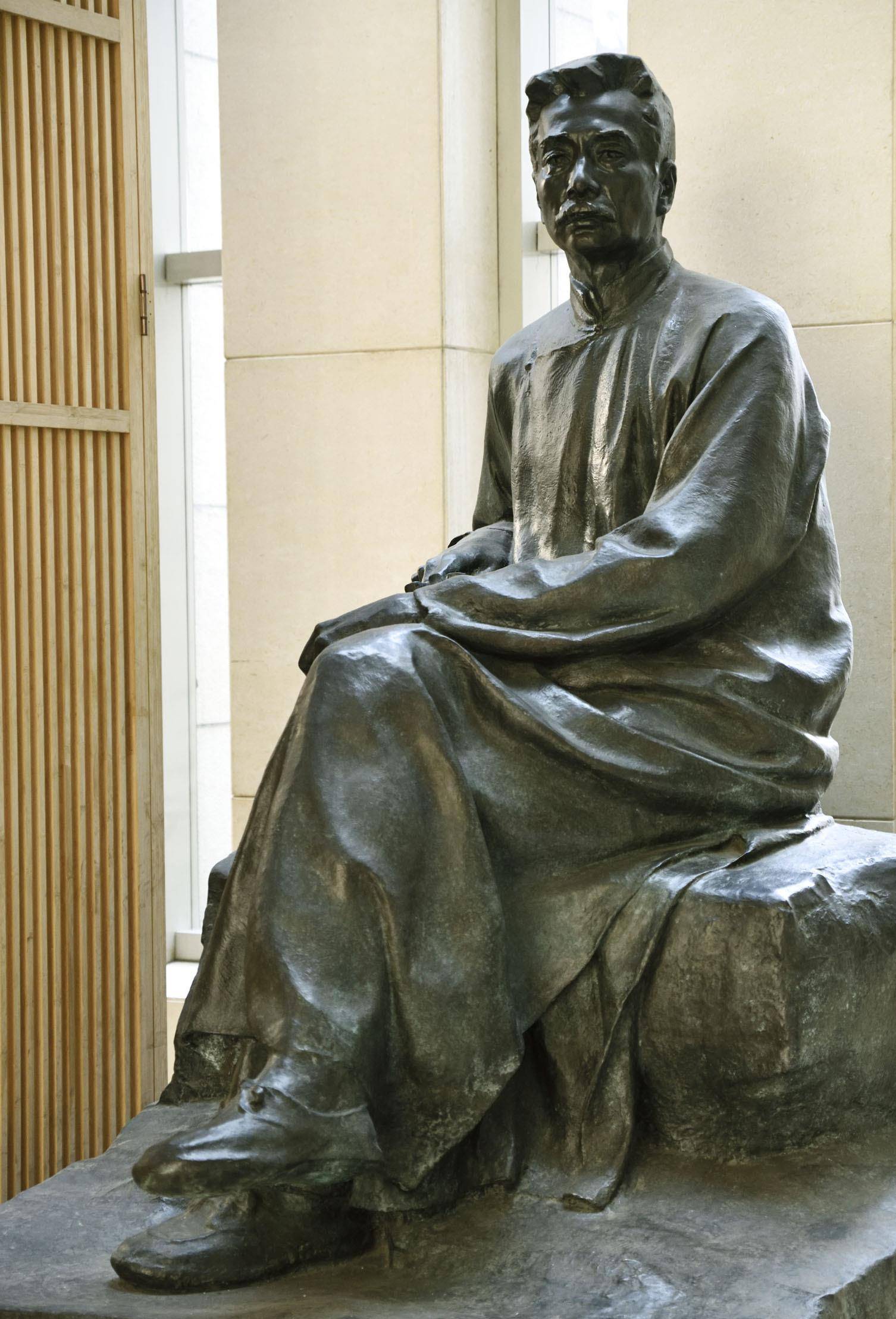 很少有人知道鲁迅的嗜好,爱喝酒,有段时间每天都要喝到酩酊大醉_先生_