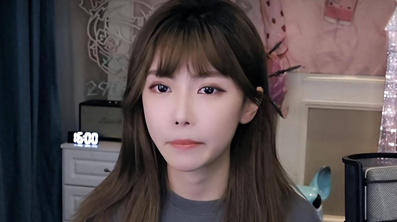 周淑怡直播第二天收入曝光,从4.