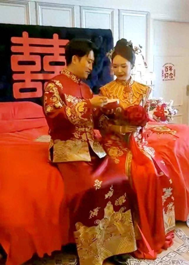 赵本山徒弟吴云飞大婚,婚礼奢侈豪车茅台都不少,多位明星来吃席_高艺