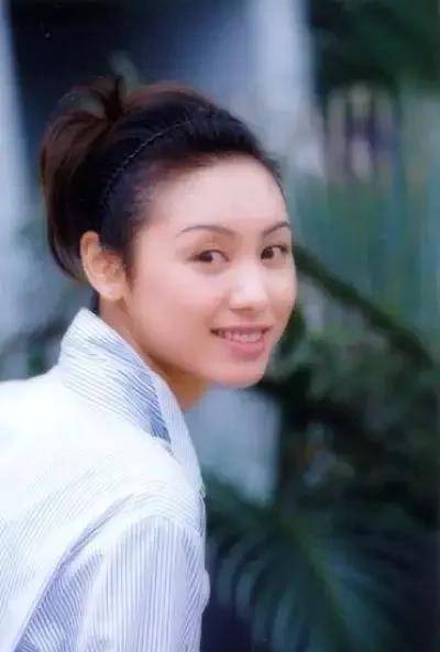 郭可盈可不只有演技,颜值巅峰时艳压群芳_角色_高婕_温碧霞
