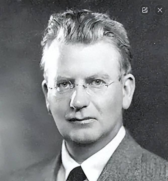 1925年,英国发明家约翰·洛吉·贝尔德(john logie baird)根据尼普科