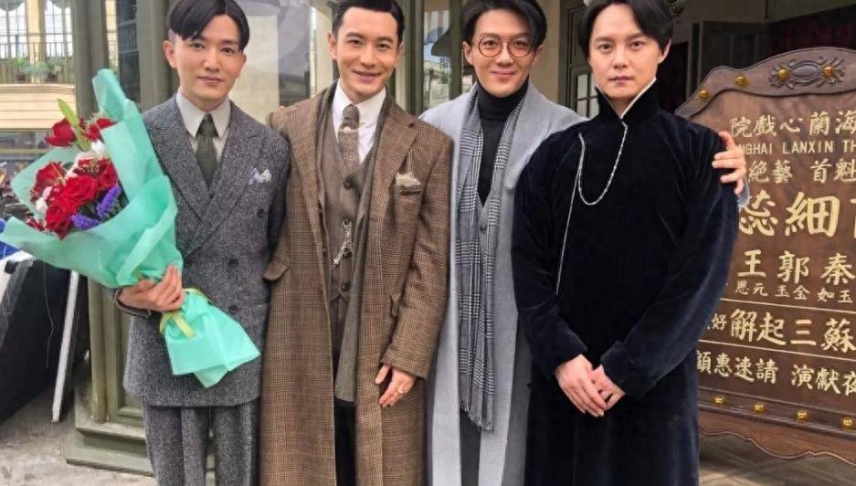 和唐嫣同班四年,被误认李亚鹏侄儿,李泽锋却成了"渣男专业户"_角色_卫