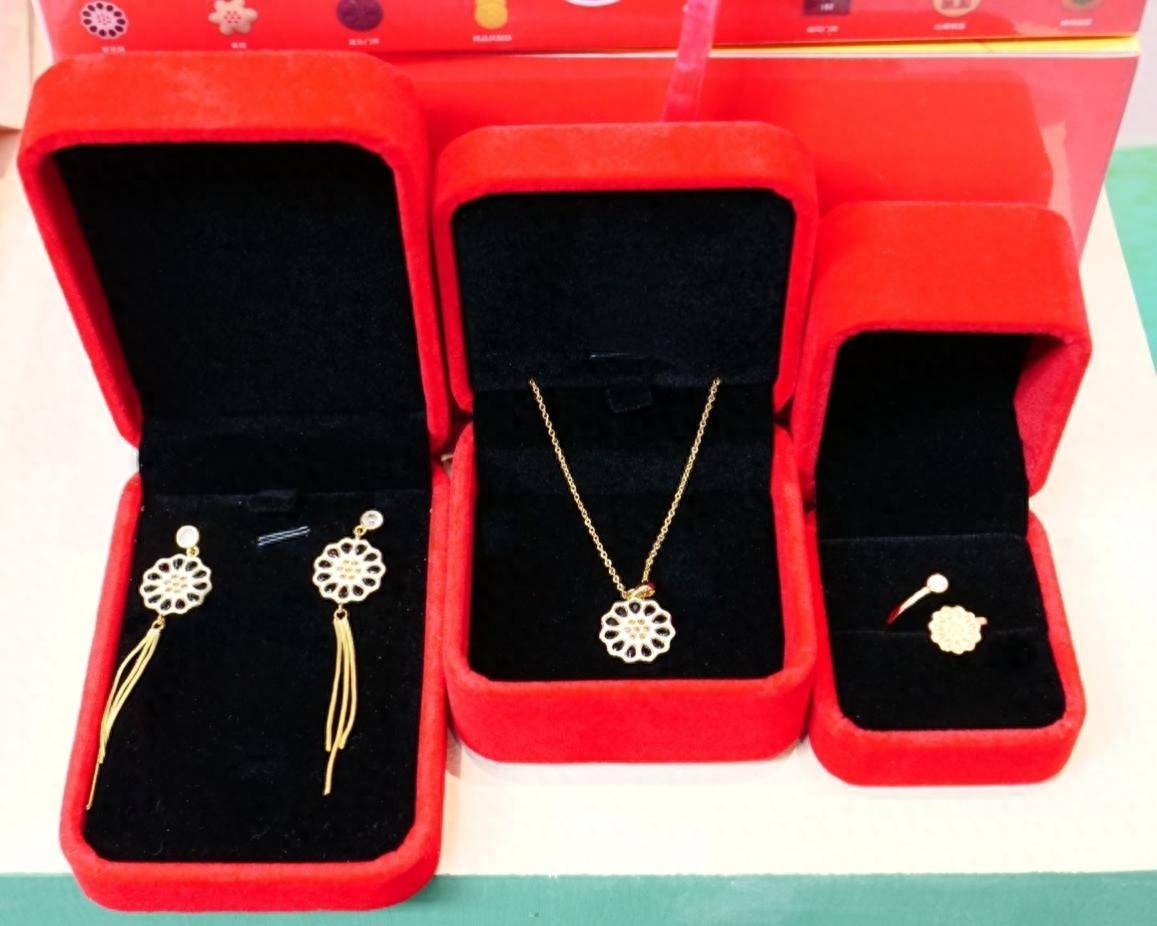 清华池手工柠檬皂)(年记兴顺斋·豆汁儿冰激凌)(华茶业福道白茶)