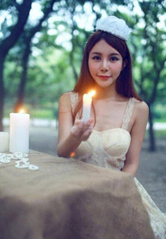 非诚勿扰拜金女马诺:宁坐宝马哭,不坐单车笑,你们都误会我了_小时候