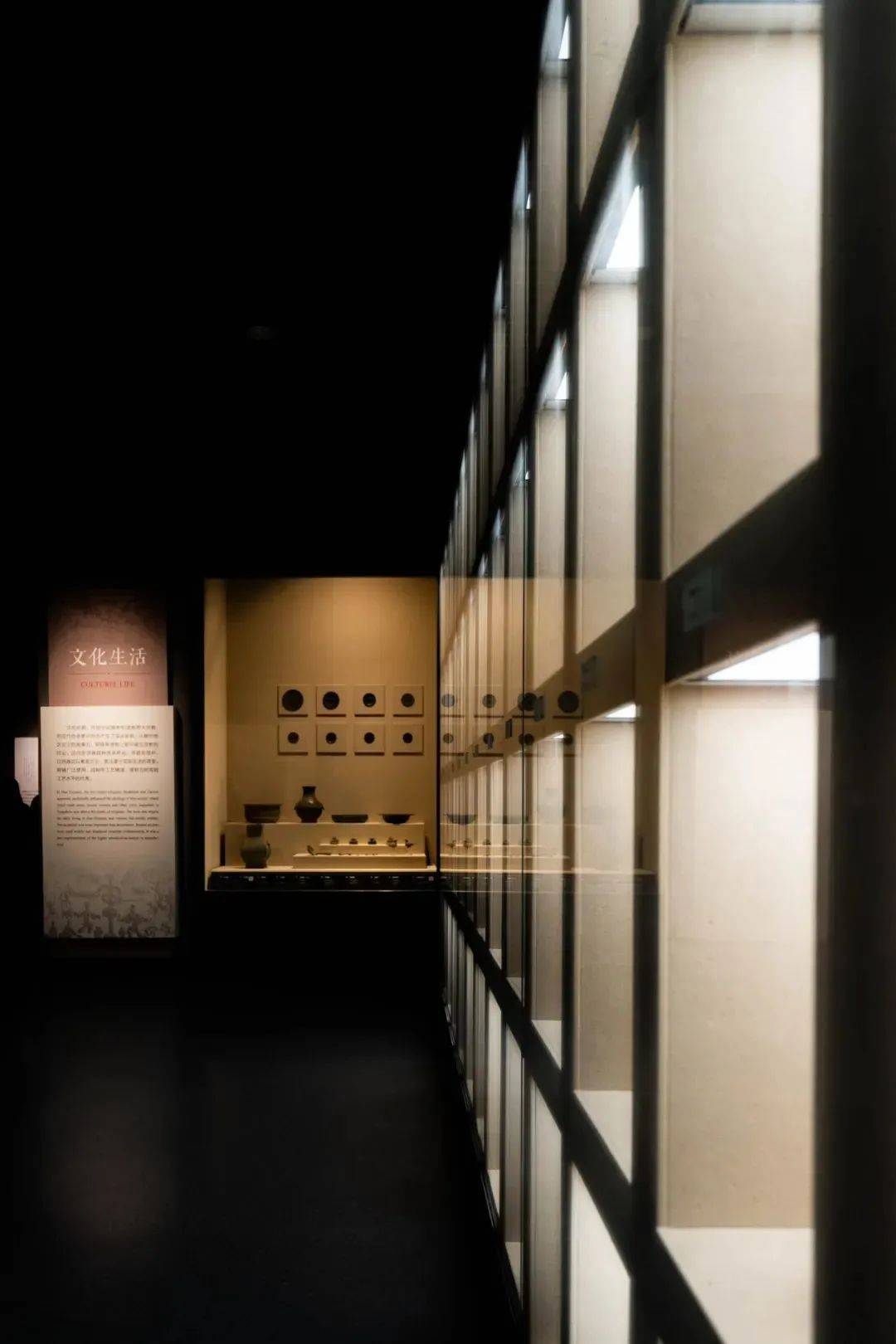 黾学学派创始人王学仲先生名字命名的美术馆,为国家二级博物馆