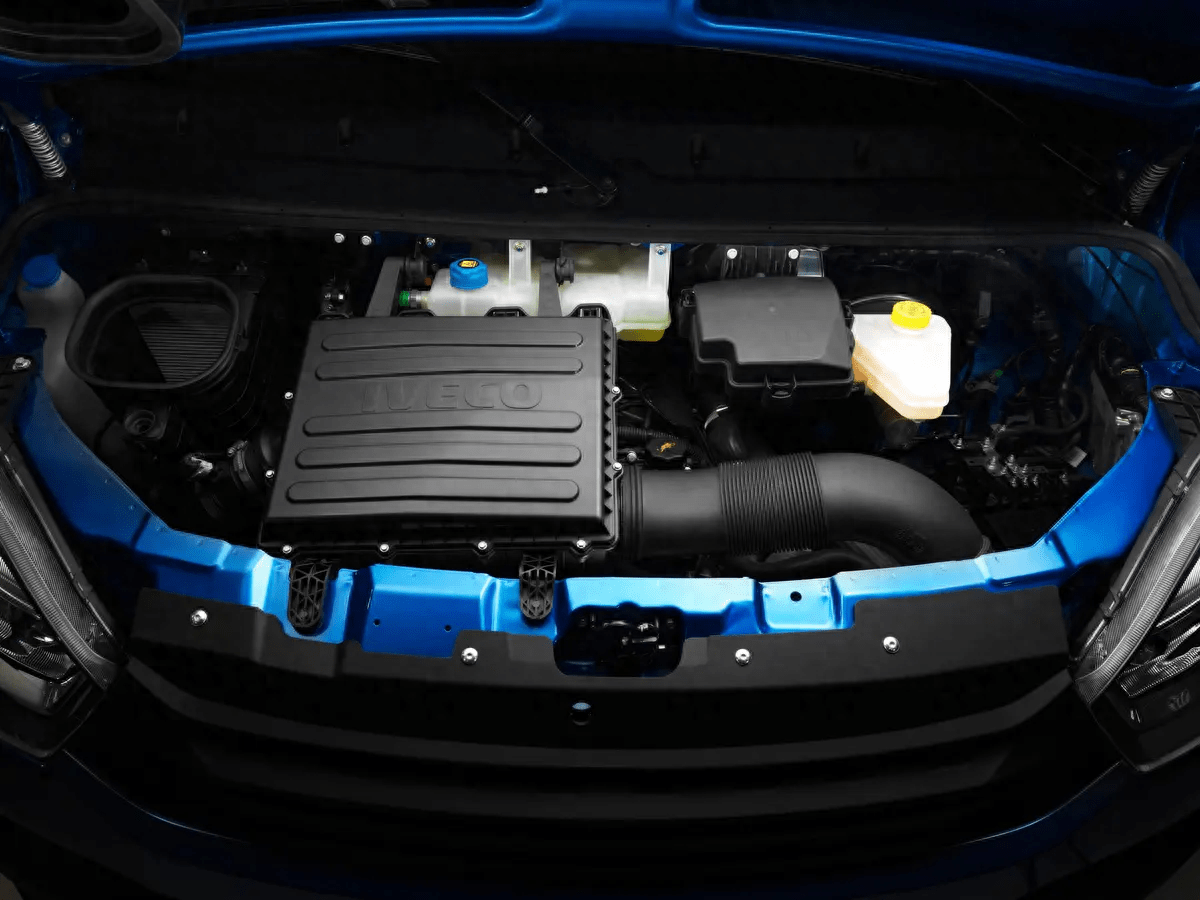 0t的排量仅仅带来了400n·m的峰值扭矩,隔壁长城的gw4d20m-2.