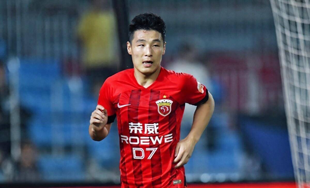 中超战报:武磊致胜球海港队史第二座中超奖杯在招手_比赛_主场_山东