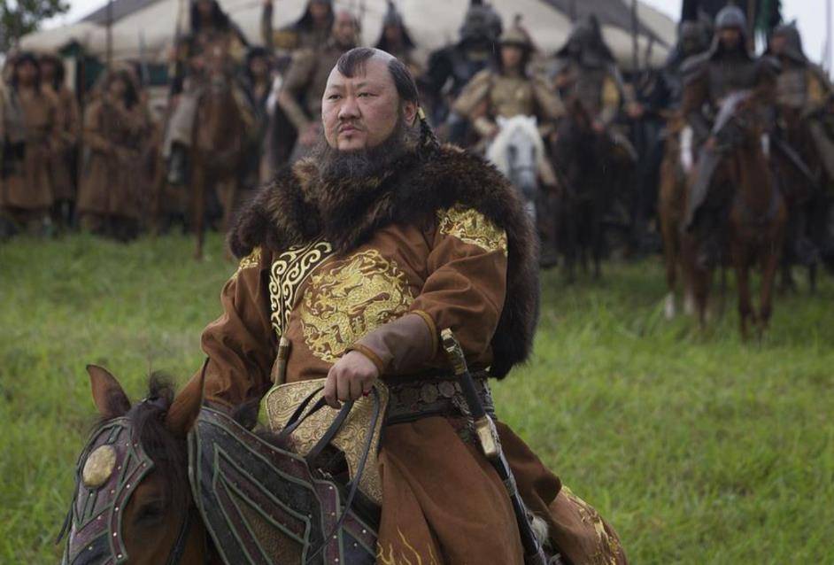 成吉思汗去世后,500名亲卫世代为其守陵800年,至