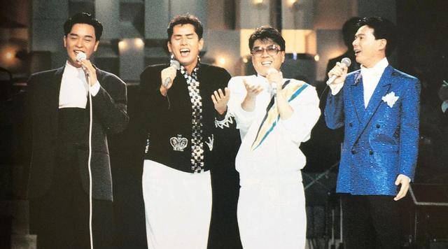 谭咏麟与张国荣开启"谭张争霸"的时代,在媒体和歌迷的裹挟下,两人之间