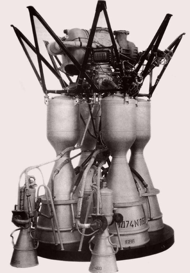 阅读历史:二战德国v2导弹的基本结构组成_战斗部_技术_战争