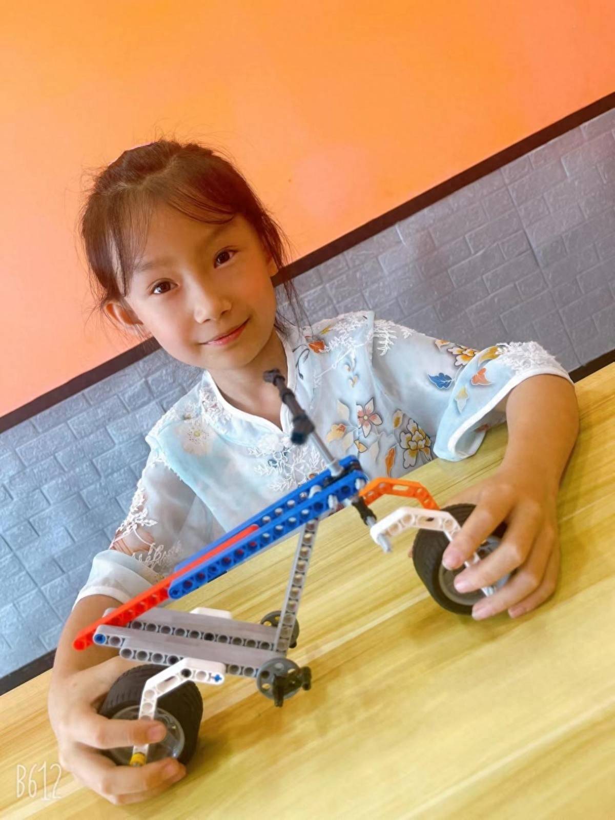 大同市第二届机器人大赛~网络宣传大使&人气冠军李雅媛_比赛_时候