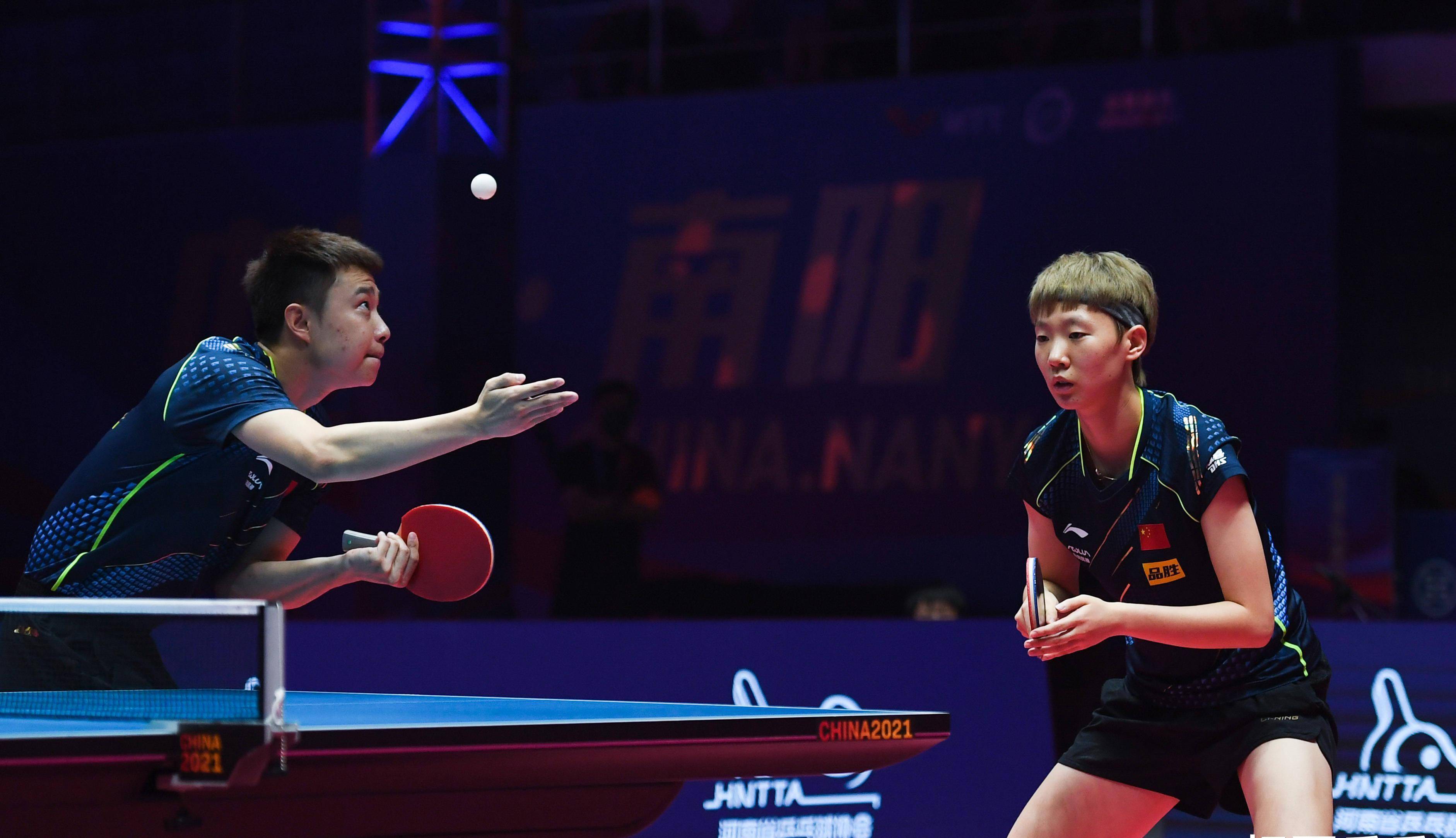 太可惜:王曼昱前混双搭档去国外打球,与张本智和成为队友队友_于子洋