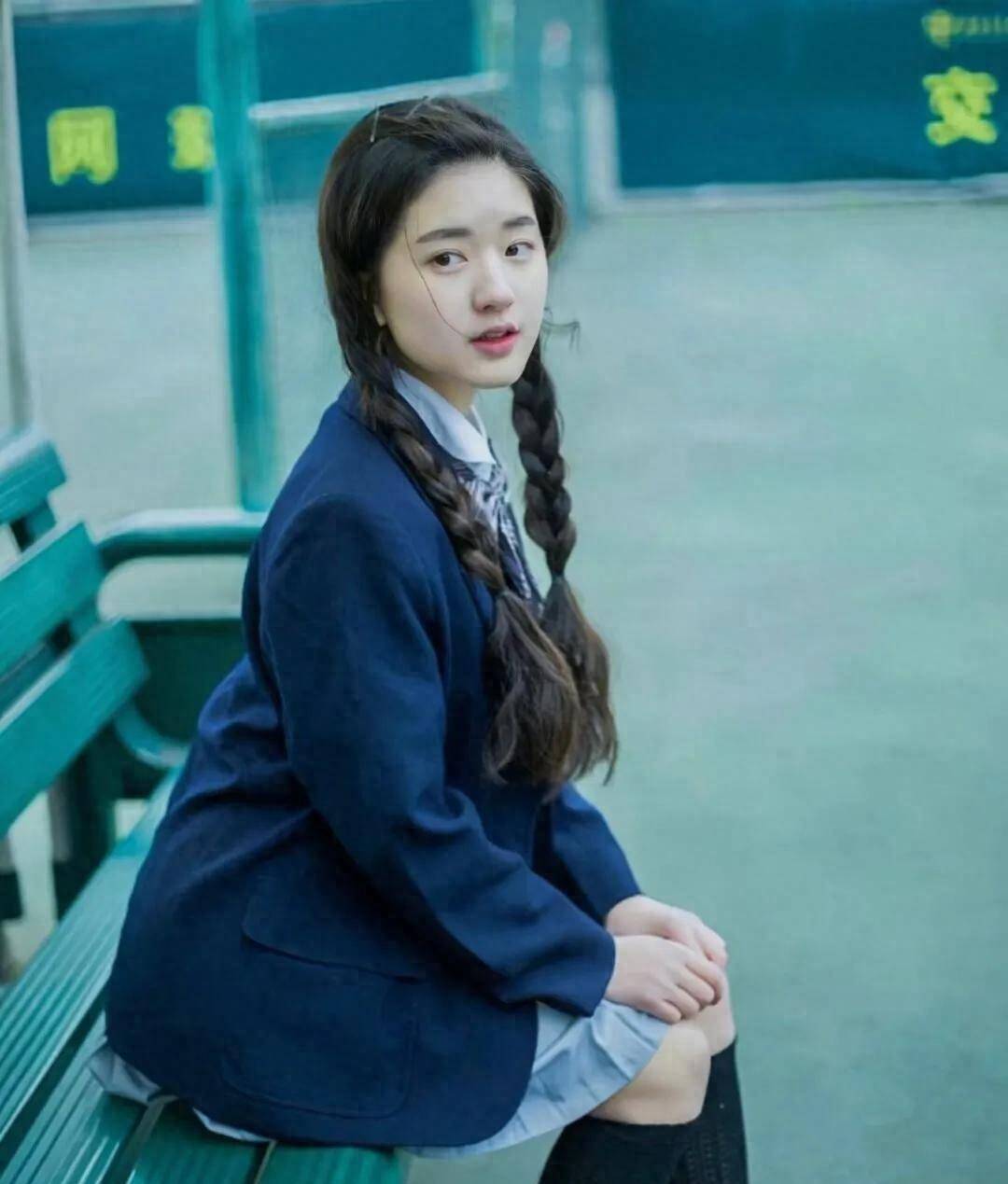 赵露思穿jk照片,俏皮可爱_青春_感觉_时代