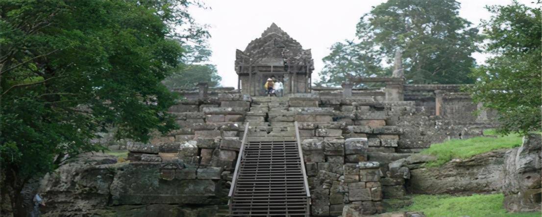 泰国和柬埔寨的百年之争:一座不能带来大量收益的柏威夏寺_寺庙_法国