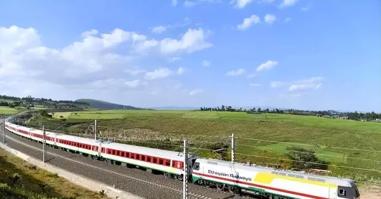 2010年,我国重视与吉布提合作,建成首个海外基地_中国_港口_国家