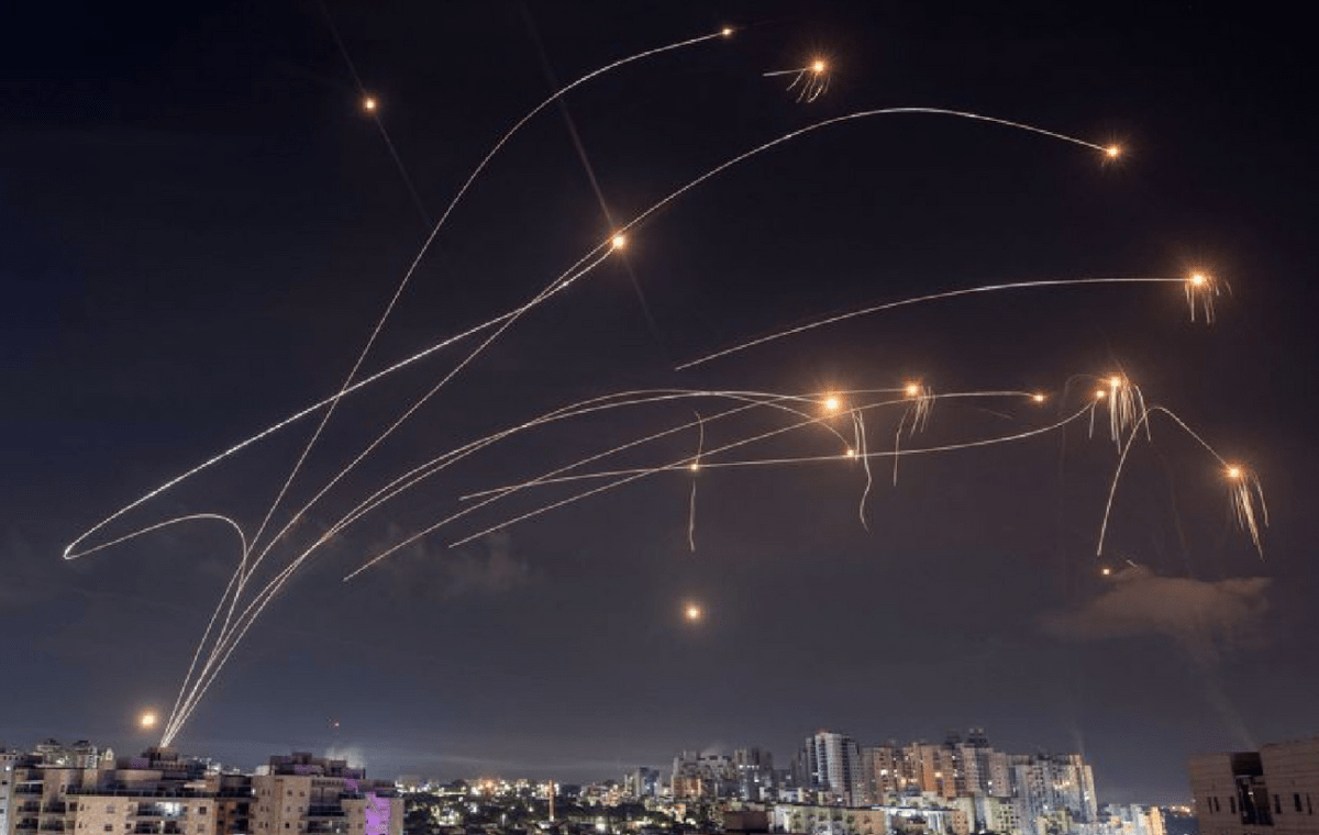 巴以冲突的另一面:哈马斯20分钟狂射5000火箭弹,"铁穹"罩门被破_系统