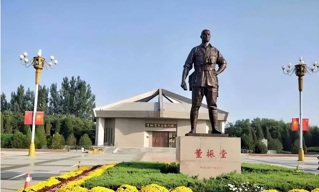 烈士董振堂:血战高台,死后被割头示众,次子91岁找到其头颅下落_马步芳