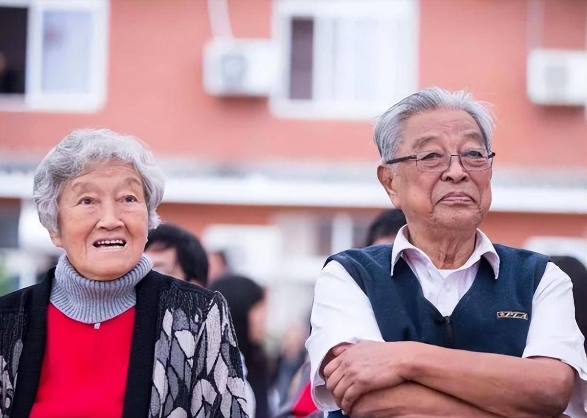 褚时健弟子邱建康出任烟厂厂长,再创辉煌,褚说:做事比我还认真_工作