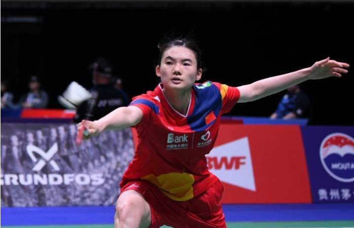 原创20北极公开赛开门红韩悦横扫晋级国羽三朵金花高奏凯歌
