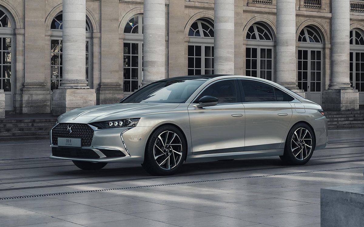 另一方面,ds作为法国汽车工业顶级设计豪华品牌,psa集团手中的"掌上
