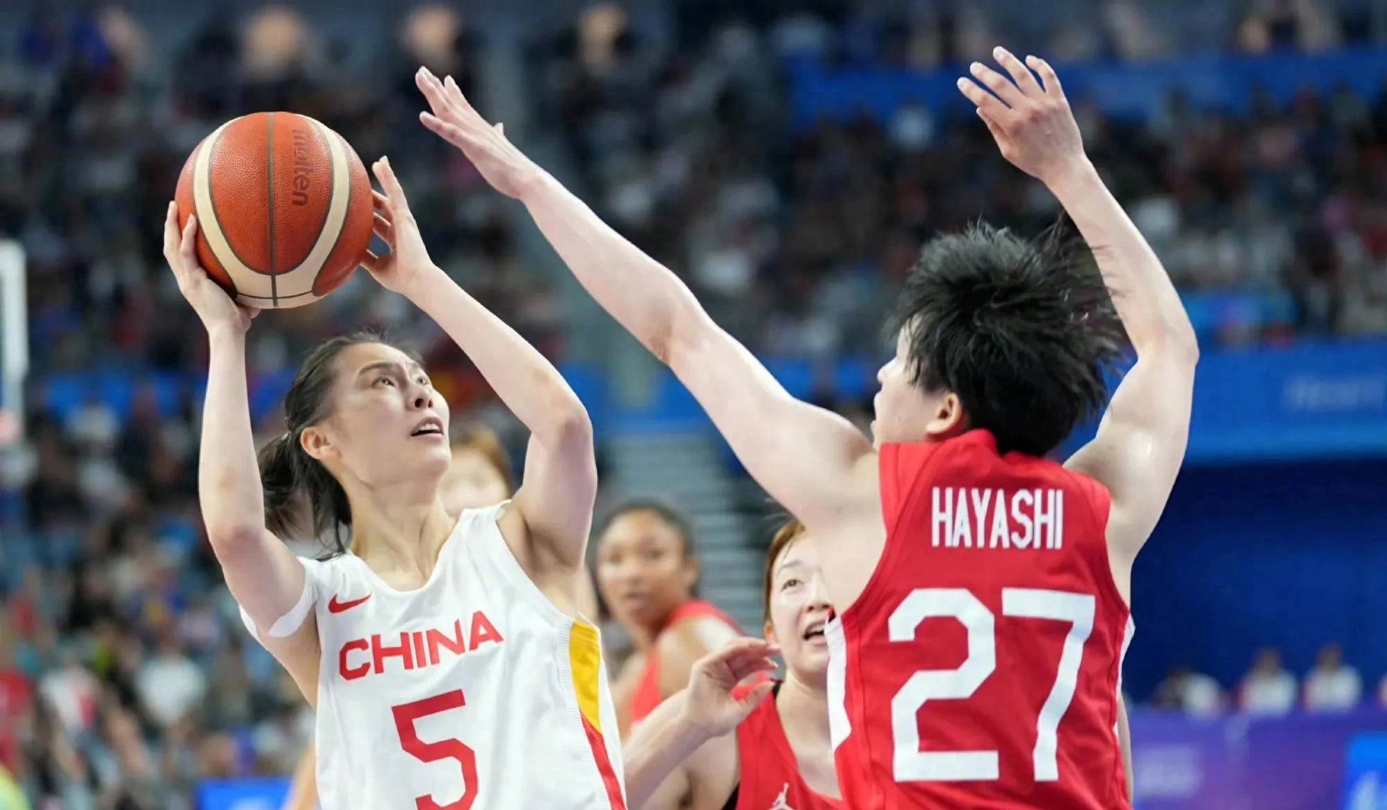 女篮奥运资格赛:过年不消停!