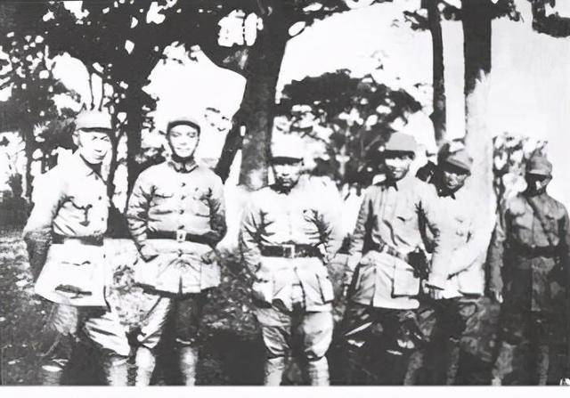 新四军四个支队的司令员分别是谁，一共有多少兵力