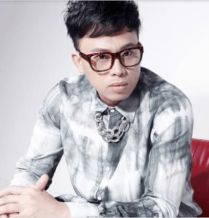 《飞蛾》原唱金润吉合作经纪人_延边_loves_专辑