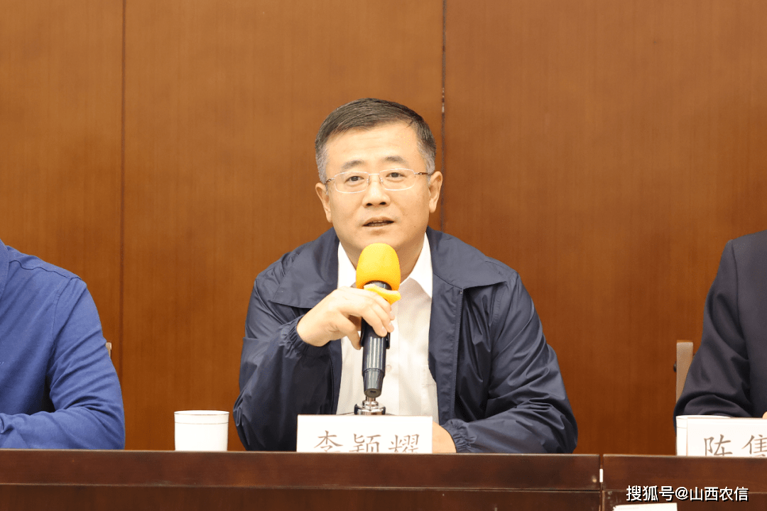 张科职专职副书记充分肯定了本次大赛取得的成绩,所