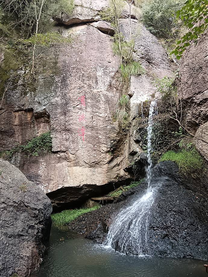 新昌十九峰景区韩妃江游步道徒步_游客_游人_基本