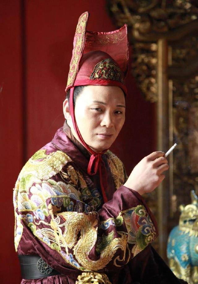 这个太监权势比魏忠贤还大却很清廉,不欺压百姓也不与宫女结婚!