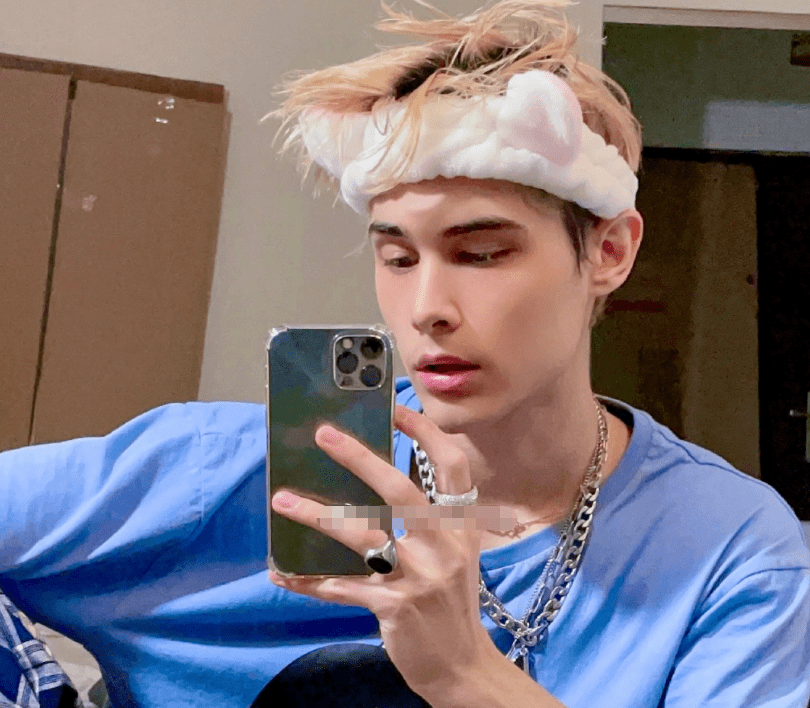 硬生生把爱自拍的利路修,逼成了"扮丑"达人_节目_热度_观众