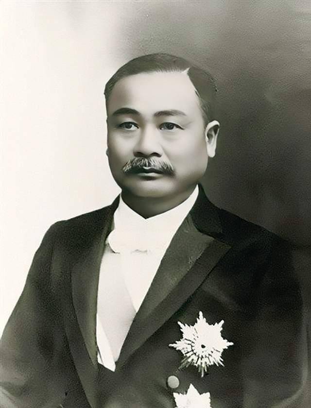 虎鹤先生:黄飞鸿最有成就的弟子,开创新门派,达广东武术最巅峰_林世荣