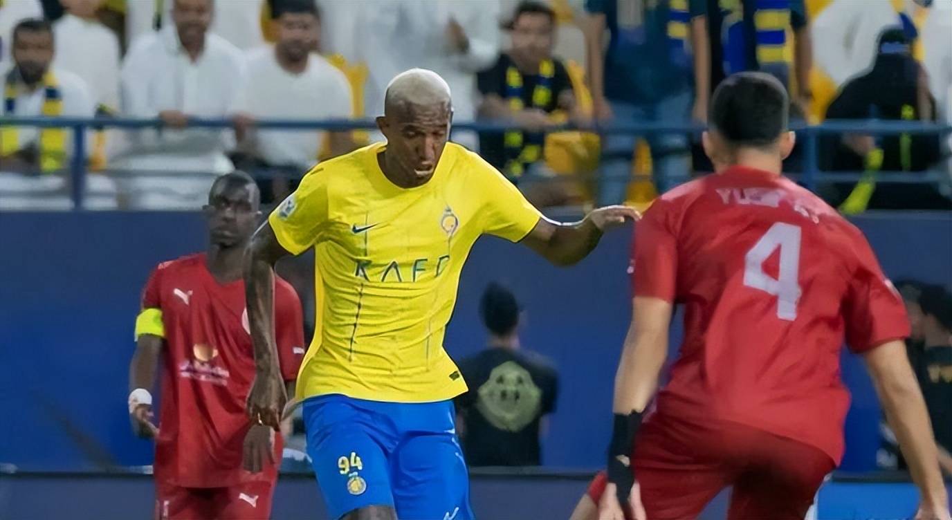 首发阵容门将:1-萨拉赫-哈桑,后卫:18-苏丹-布雷克,35-鲁本-塞梅多,4