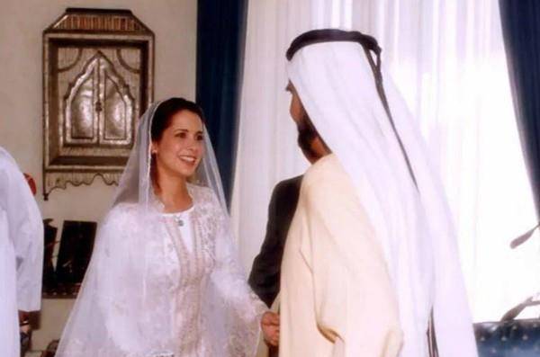 迪拜王室秘事:王子34岁早逝,公主"失踪",哈雅王妃不逃才怪_谢赫