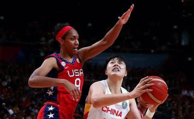 女篮叛徒李明阳:加入日籍为日而战,认日本富商做干爹并当场改名_教练