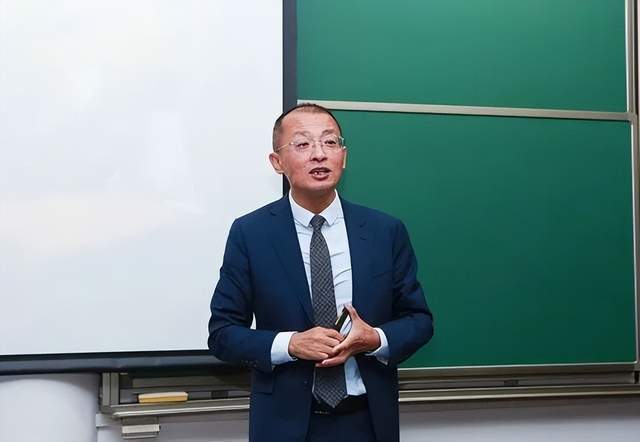 首经贸工商管理学院mba金台论坛(第101期)精彩回顾_甄诚_先生_讲座