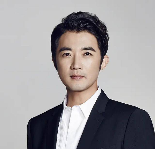 韩流巨星安在旭酒驾后复出,参演tvn期待之作,今沦落到演小配角_mouse