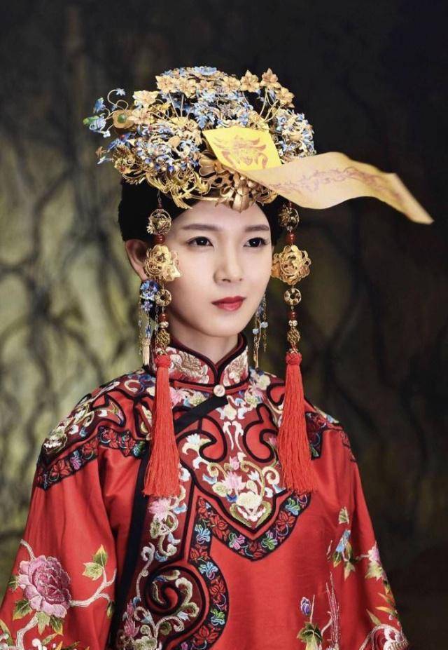 "张若昀一结婚,韩东君也被催婚了,真的是崔月催人老啊!
