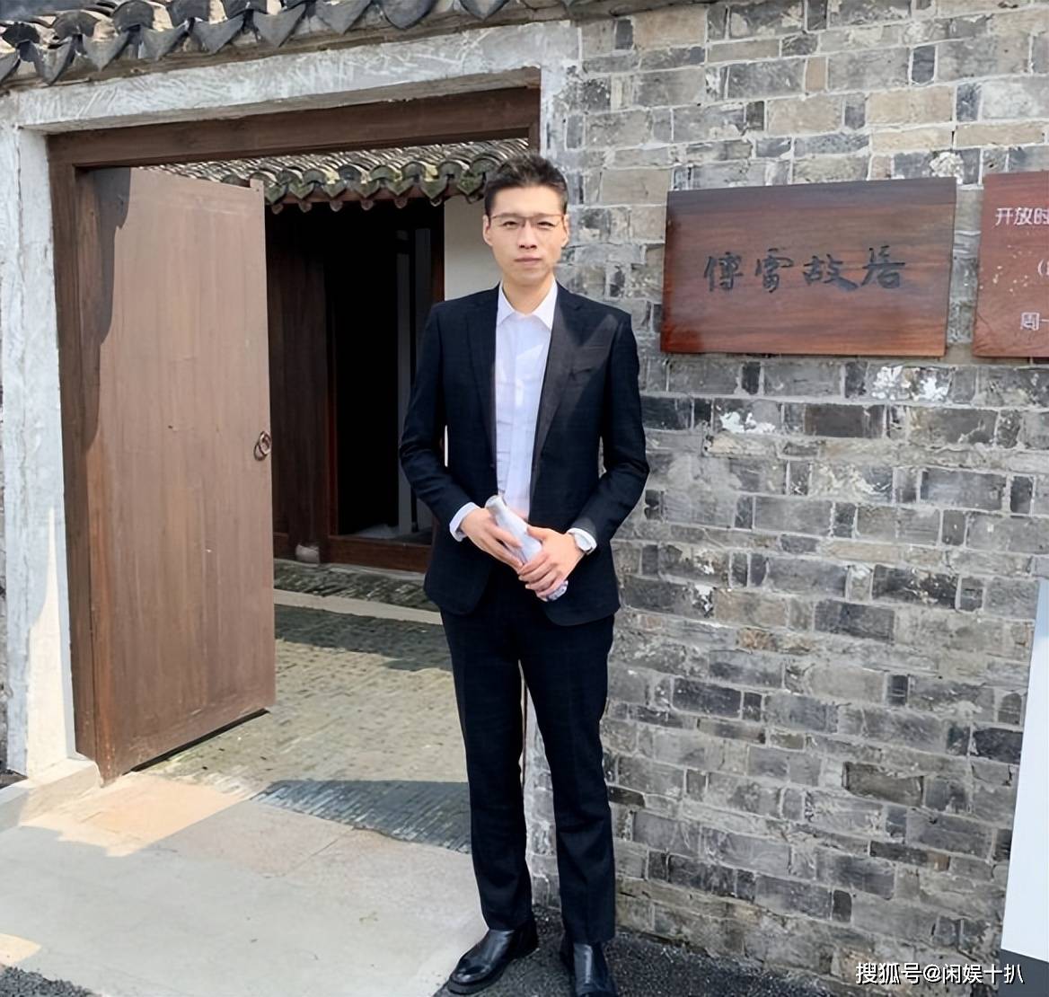 主持人刘仲萌:一路走来有艰辛,他是家人眼中的"暖男"_工作_新闻_上海