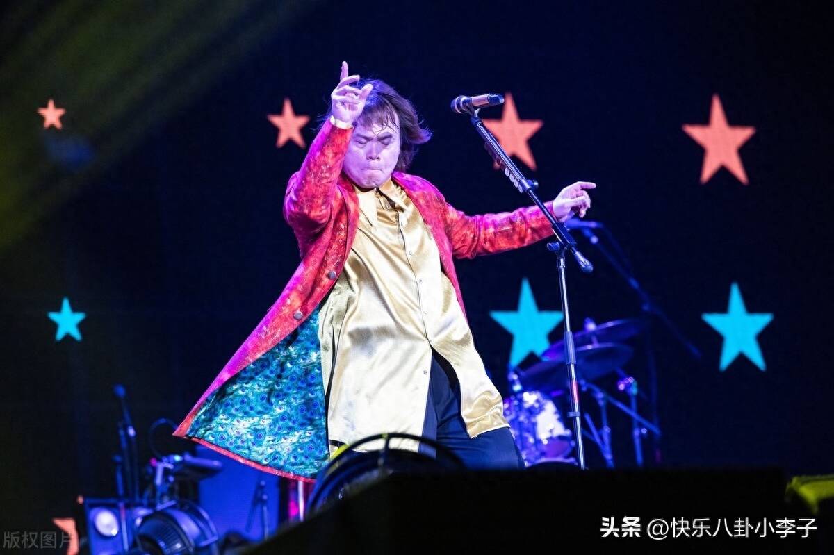 伍佰演唱会:音乐界的颠覆者,评论区燃爆精彩讨论!_手机搜狐网