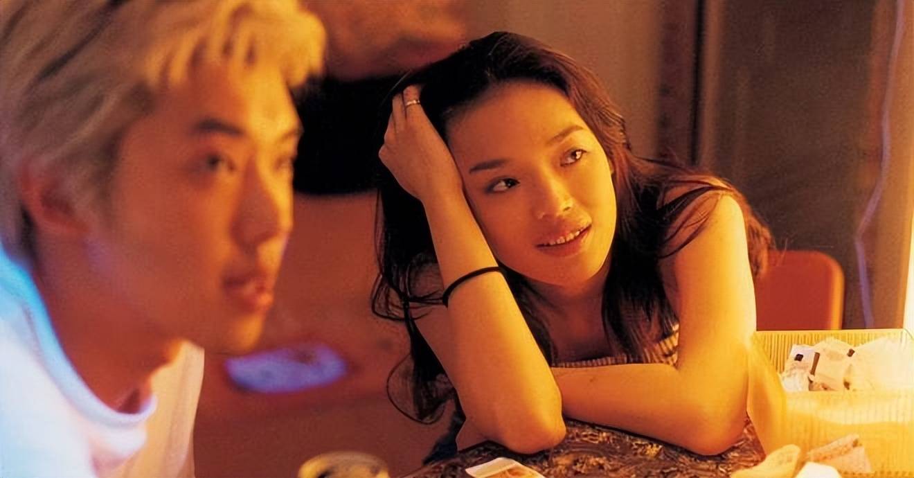 舒淇喊话不要打扰侯孝贤导演！她昔日是身材火辣性感女神_手机搜狐网