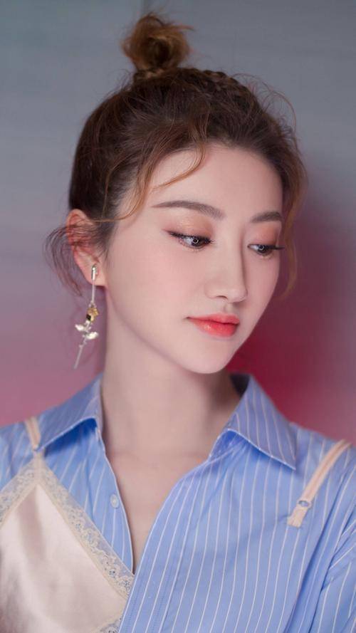 不作不死,著名女星景甜发表大尺度言论,导致评论区"嘎嘣"_问题_和平