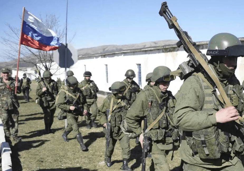 原创
            俄军发起猛攻，一举占领矿渣山，乌军防线被破，阿夫杰耶夫卡要悬