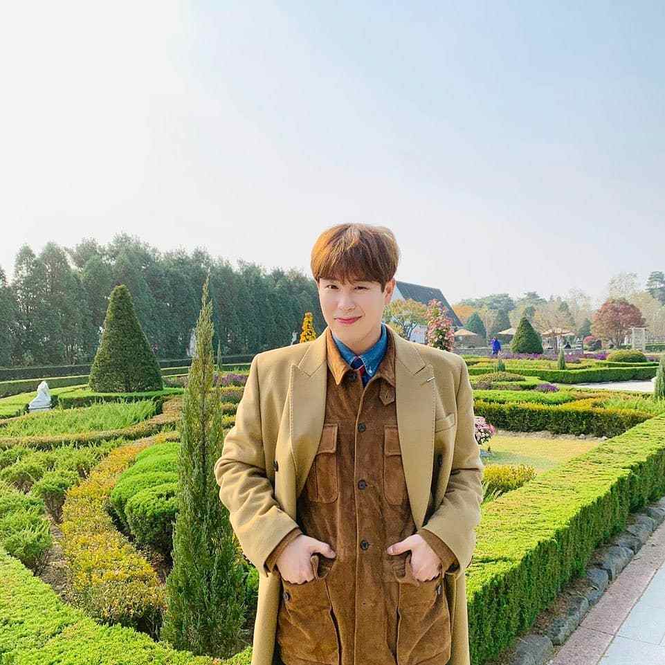 精选10个「男友照达人」韩星,车银优,黄旼炫让人好心动!