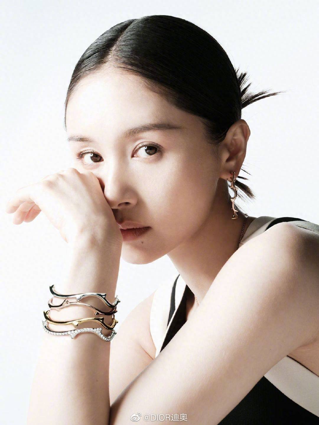 杨颖 赵丽颖 景甜 迪奥我们代言人都有谁?_合作_品牌_时尚