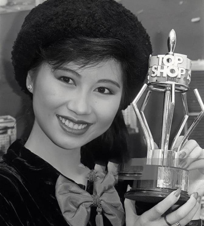 "杨宝玲,三段婚姻三段不同的人生,如今成人生赢家_比赛_成为了_陈荣森