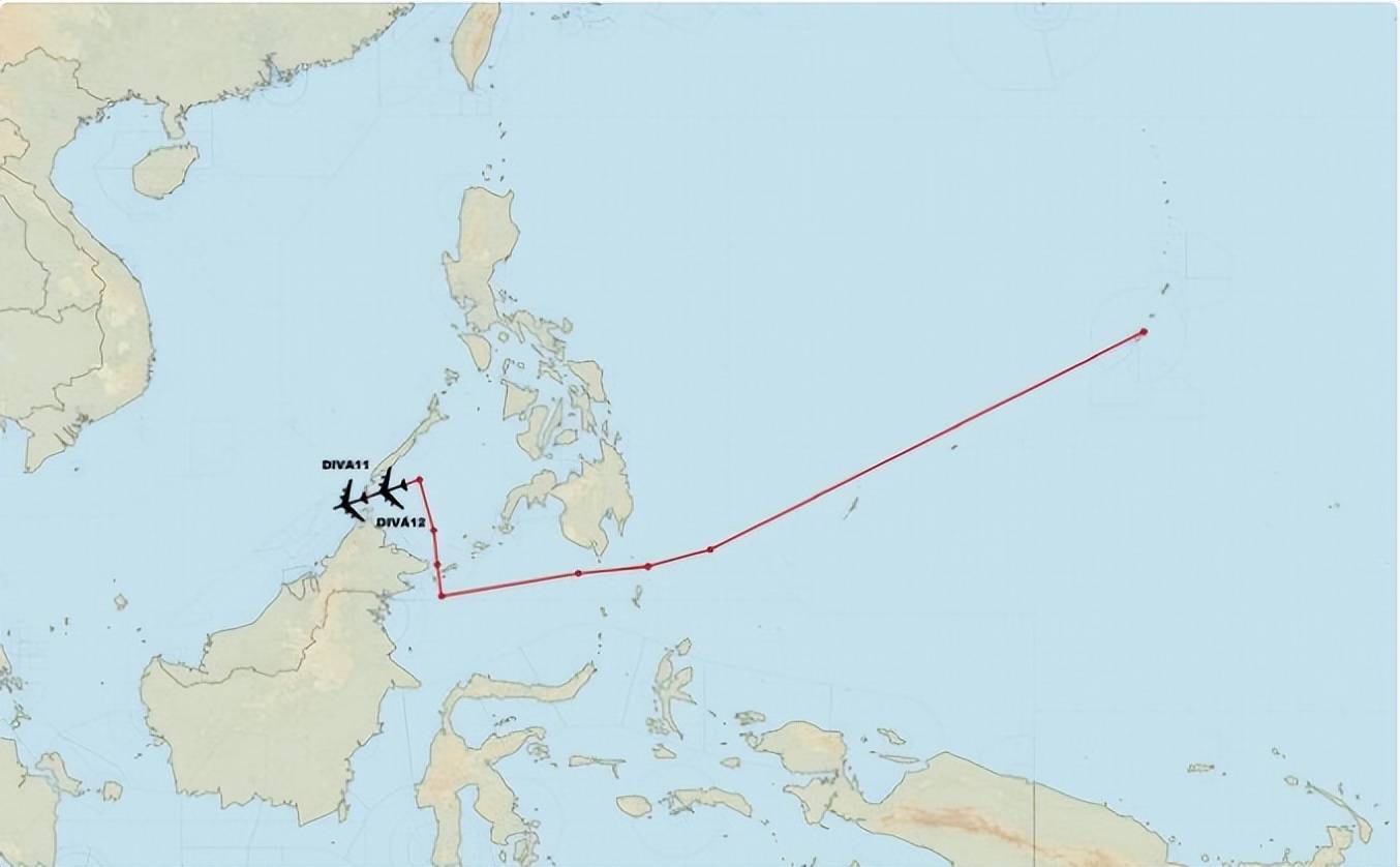 巴士海峡,中美航母首次同框,山东舰与里根号擦肩而过