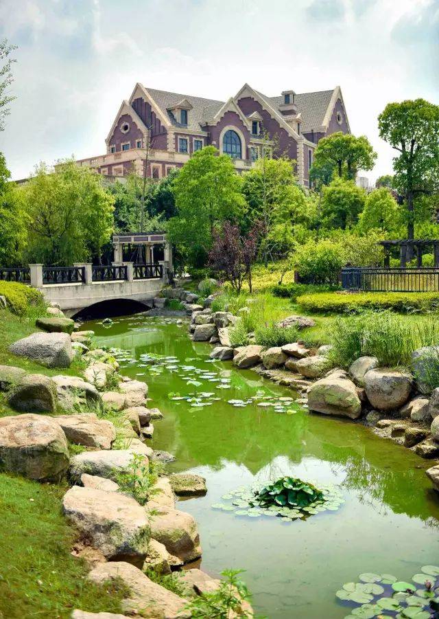 【首页】鹭山湖别墅旅游度假区售楼处电话【售楼中心】售楼处地址_24