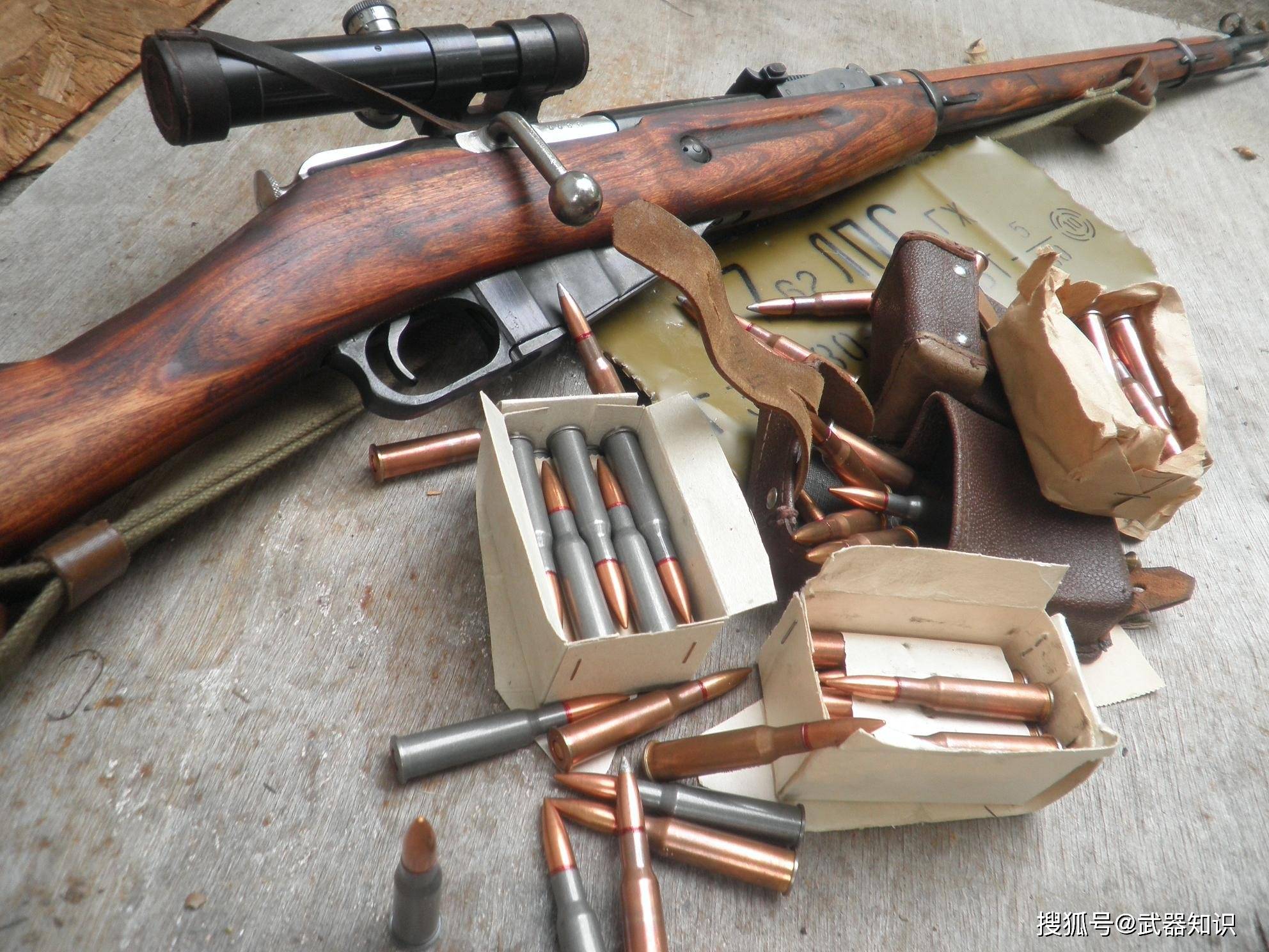 一起来感受莫辛-纳甘m1944拉栓上膛与击发后的抛壳快感_卡宾枪_刺刀