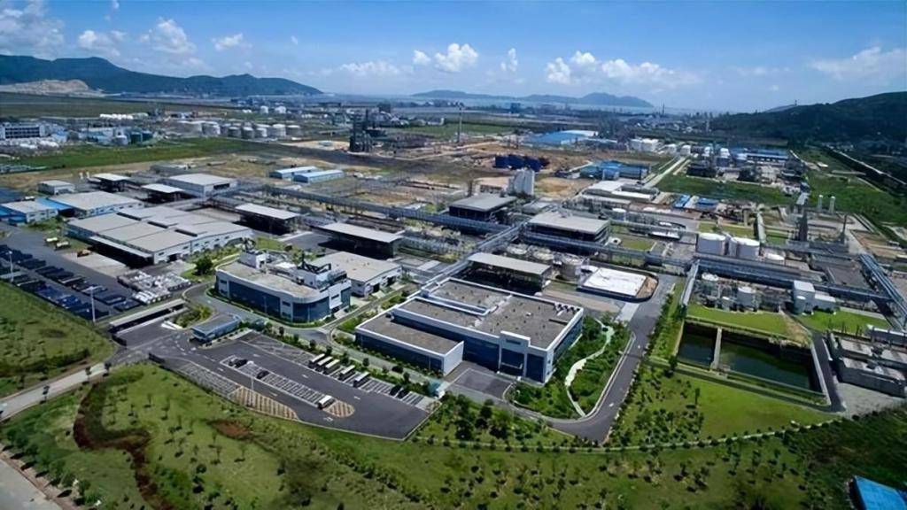 而路博润珠海润滑油添加剂工厂则是主要服务四个领域